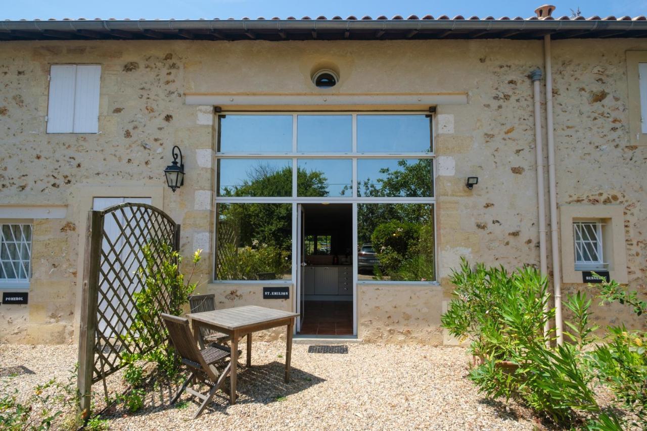 Gites Le Mathelin Lamothe-Montravel Exterior foto